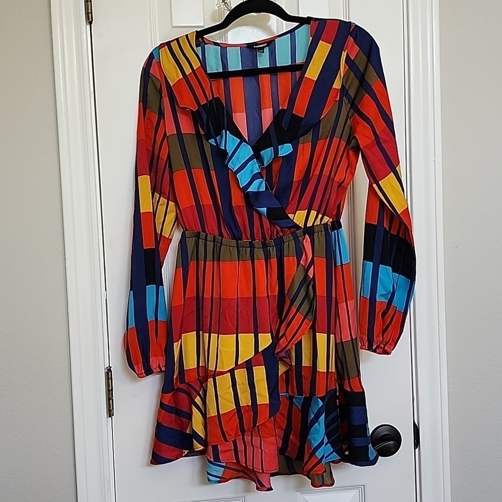 Express Wrap Dress Dress Size Small​​​​ Geometric 70s Retro Inspired​​